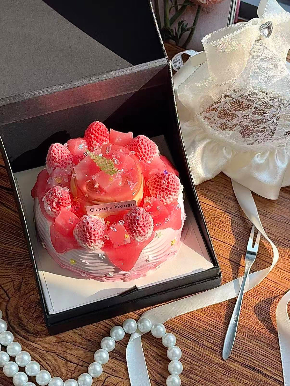 Orange House Giant Strawberry Cake Squishy – 4-Inch Birthday Cake Squishy with Gift Box Set