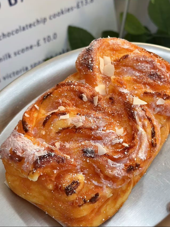 Bread-Maple Syrup Giant Toast Bread Squishy – Ultra-Soft Sweet Potato Texture, Realistic Handmade Dessert Sensory Collectible 🍞🍁✨